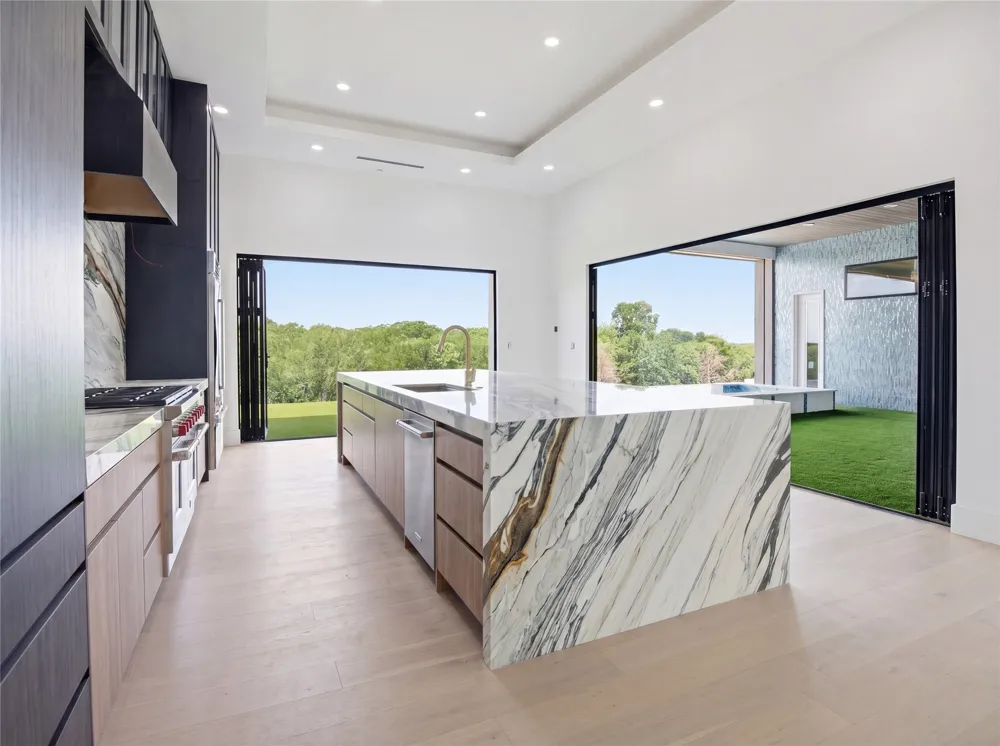 2800 Kimball Avenue Southlake, TX 76092
