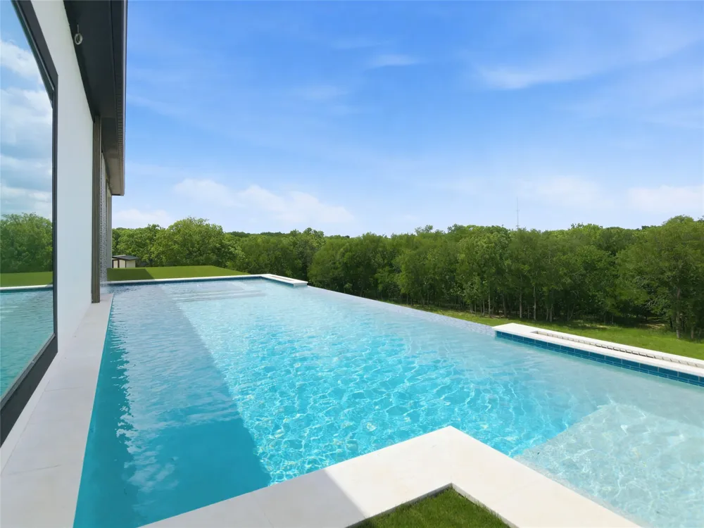 2800 Kimball Avenue Southlake, TX 76092