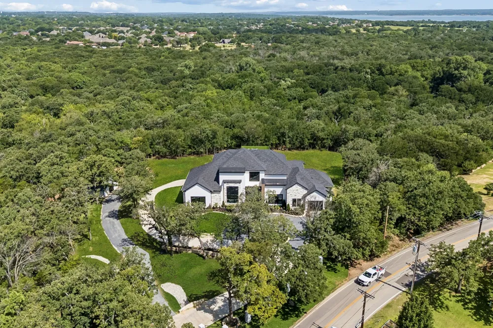 2800 Kimball Avenue Southlake, TX 76092