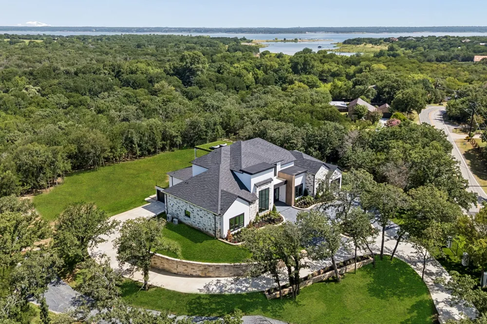 2800 Kimball Avenue Southlake, TX 76092