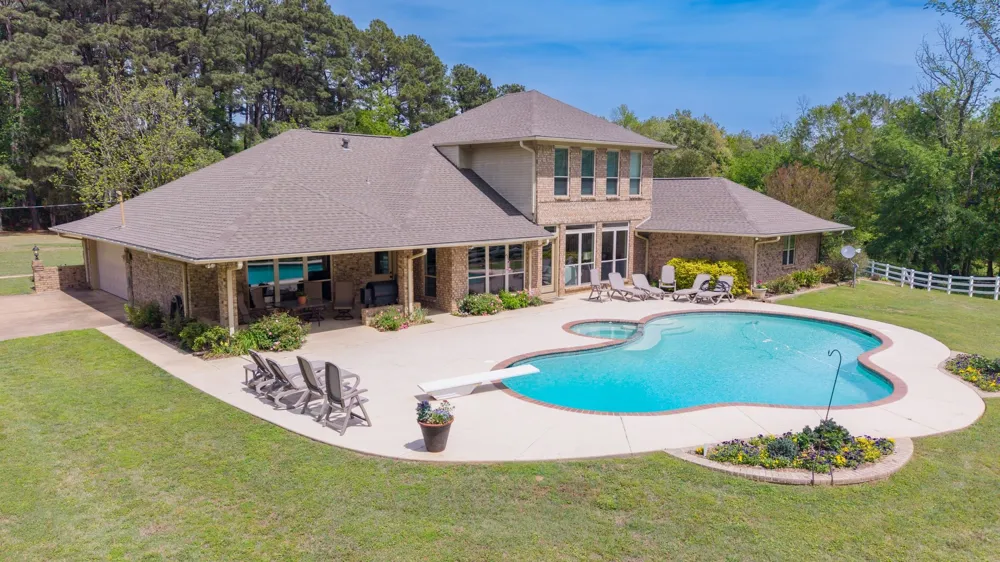 166 CR 2112 Pittsburg, TX 75686