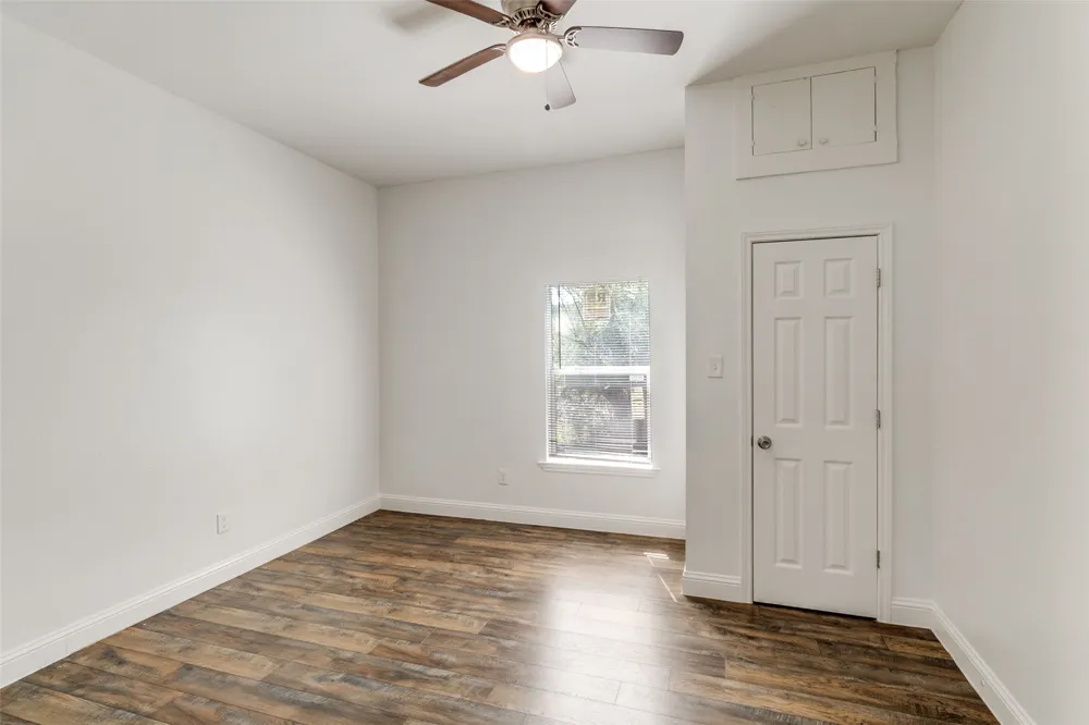 2323 Stoneman Street Dallas, TX 75215