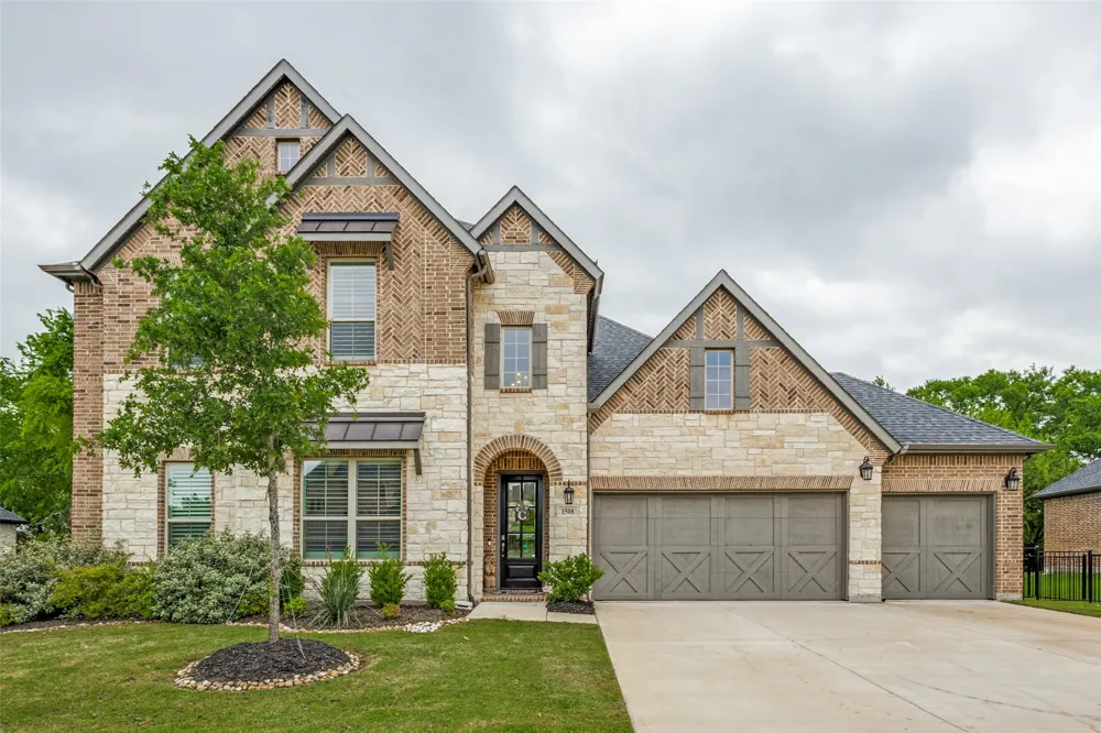 1508 Bearpath Way Gunter, TX 75058