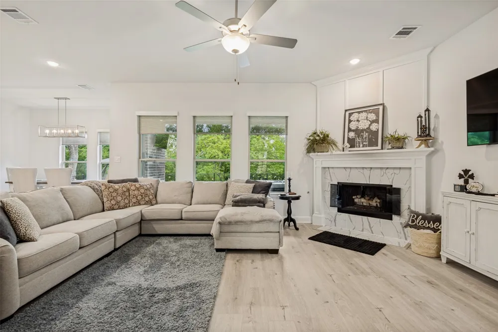 1508 Bearpath Way Gunter, TX 75058