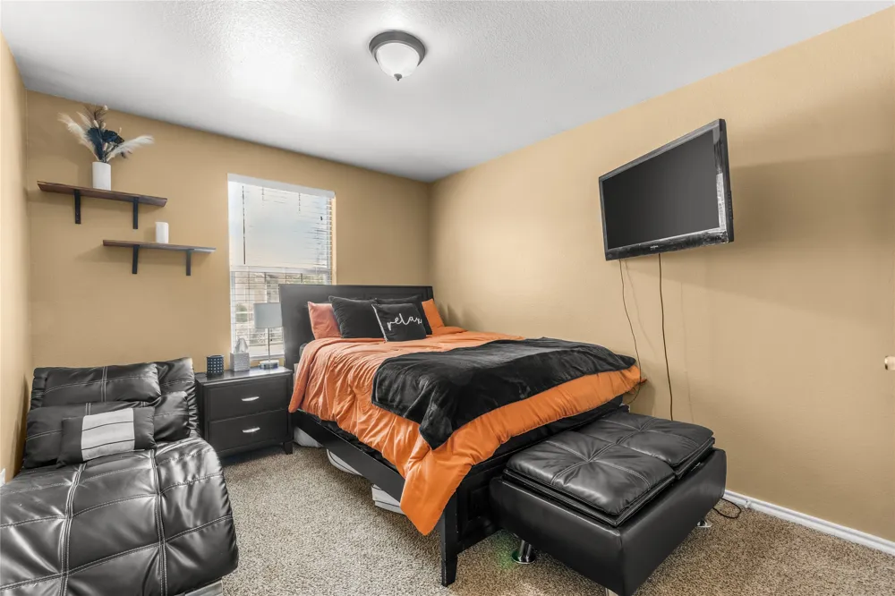 1225 Glencoe Drive Glenn Heights, TX 75154