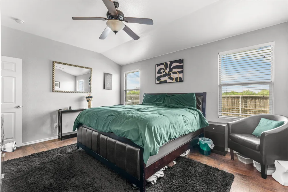 1225 Glencoe Drive Glenn Heights, TX 75154