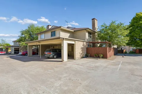 2614 Custer Parkway #A
