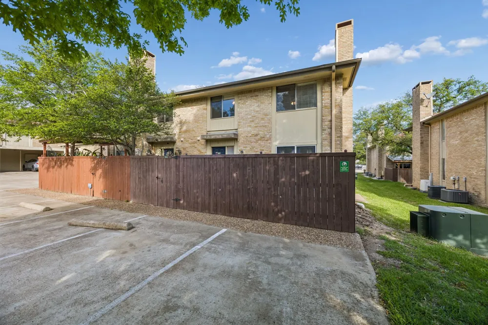 2614 Custer Parkway #A Richardson, TX 75080