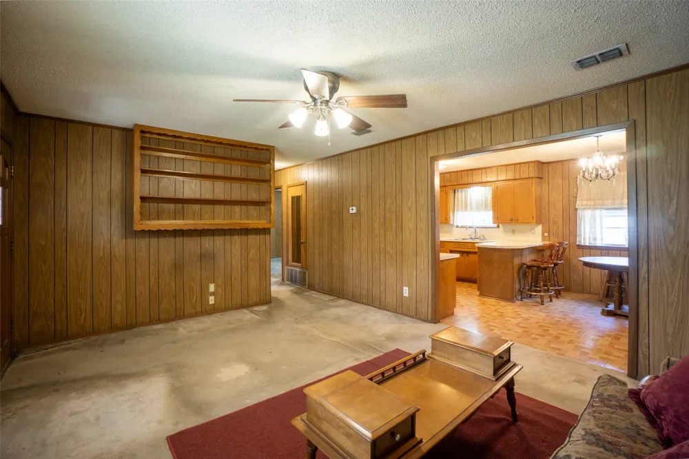 22330 State Highway 64 Canton, TX 75103