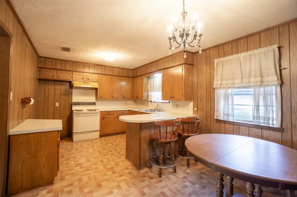 22330 State Highway 64 Canton, TX 75103