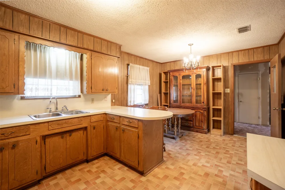 22330 State Highway 64 Canton, TX 75103