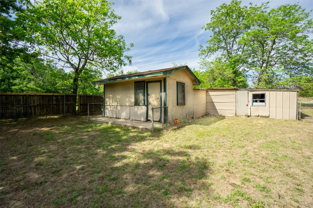 22330 State Highway 64 Canton, TX 75103