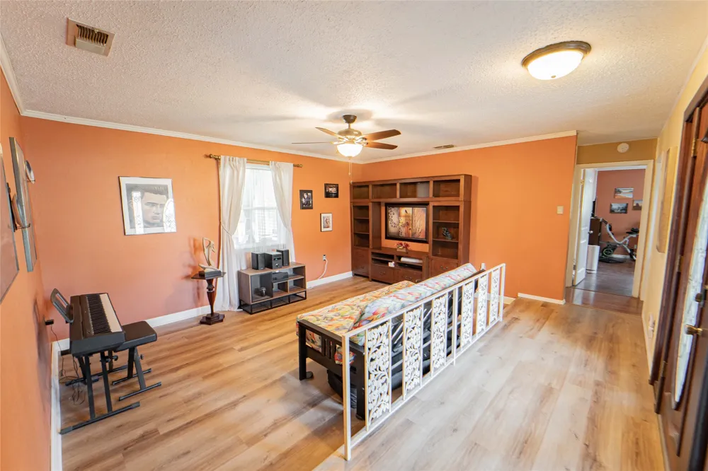 201 Westwood Street Breckenridge, TX 76424