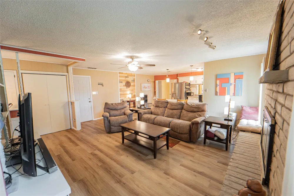 201 Westwood Street Breckenridge, TX 76424