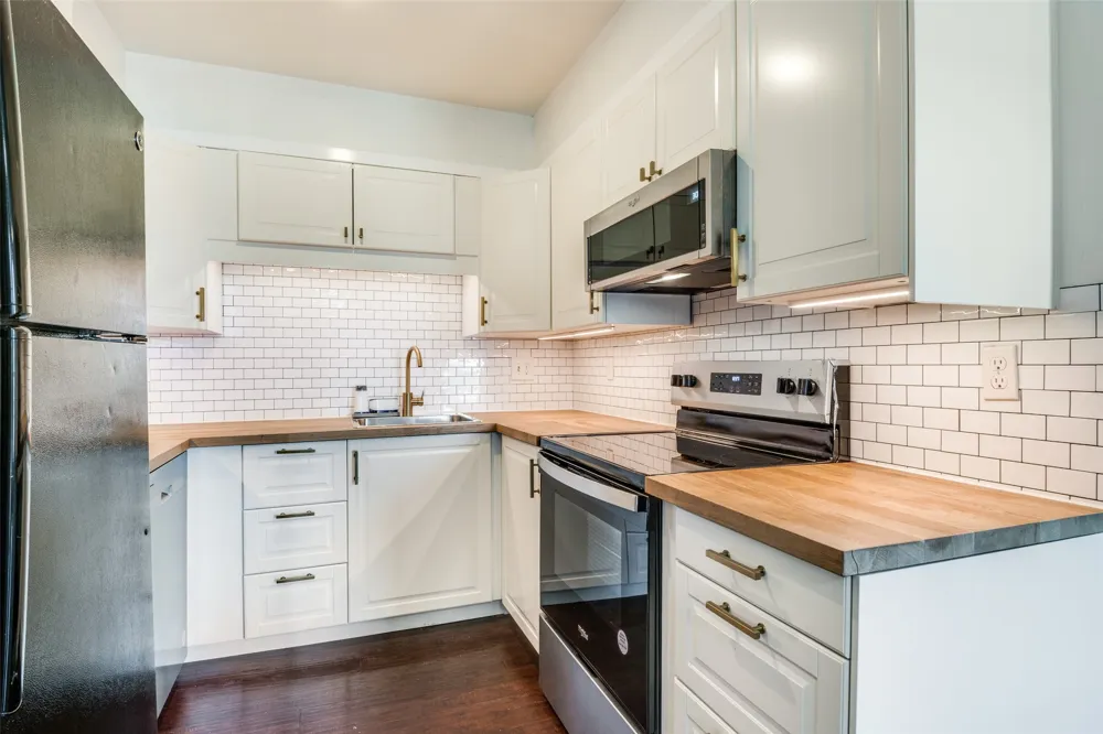 5902 Marvin Loving Drive #201 Garland, TX 75043