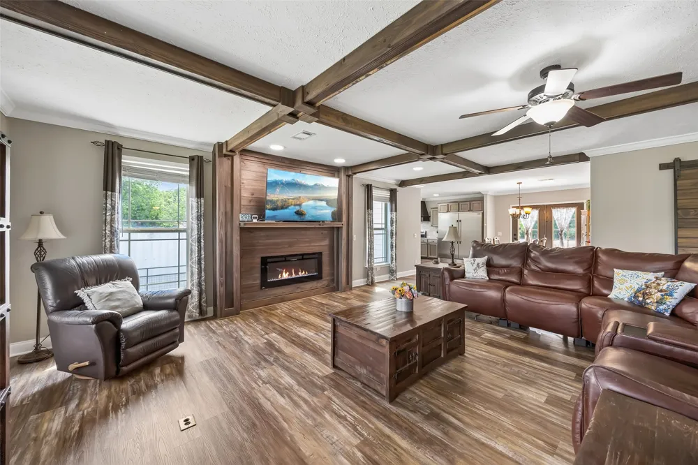 579 County Road 5005 Blue Ridge, TX 75424
