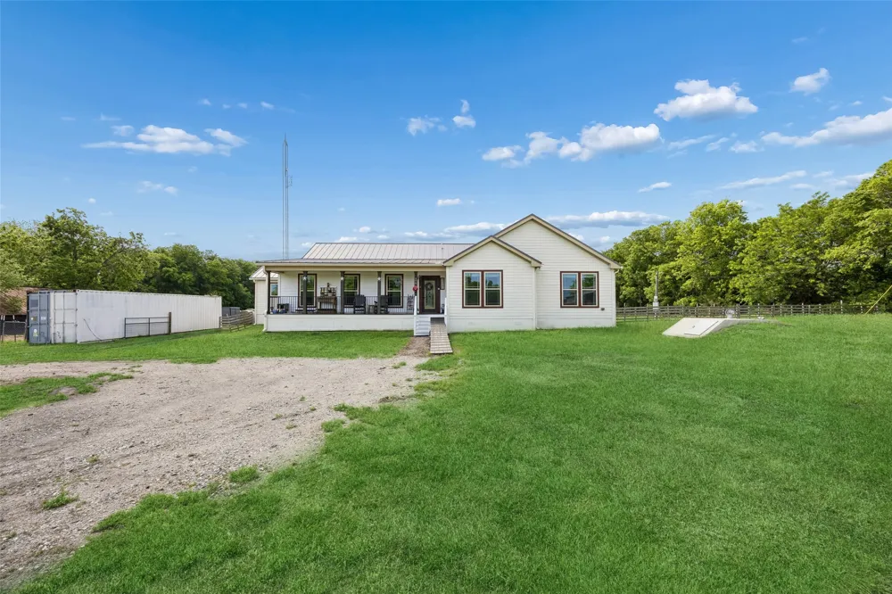 579 County Road 5005 Blue Ridge, TX 75424