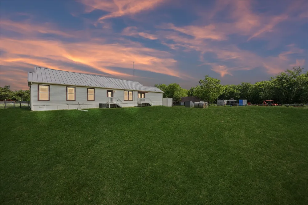 579 County Road 5005 Blue Ridge, TX 75424