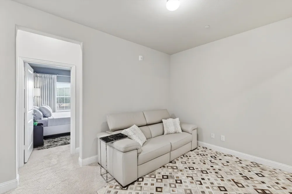 215 Suma Drive Euless, TX 76040