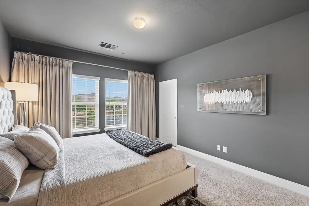 215 Suma Drive Euless, TX 76040