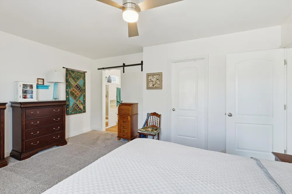 395 Lone Trail Rhome, TX 76078