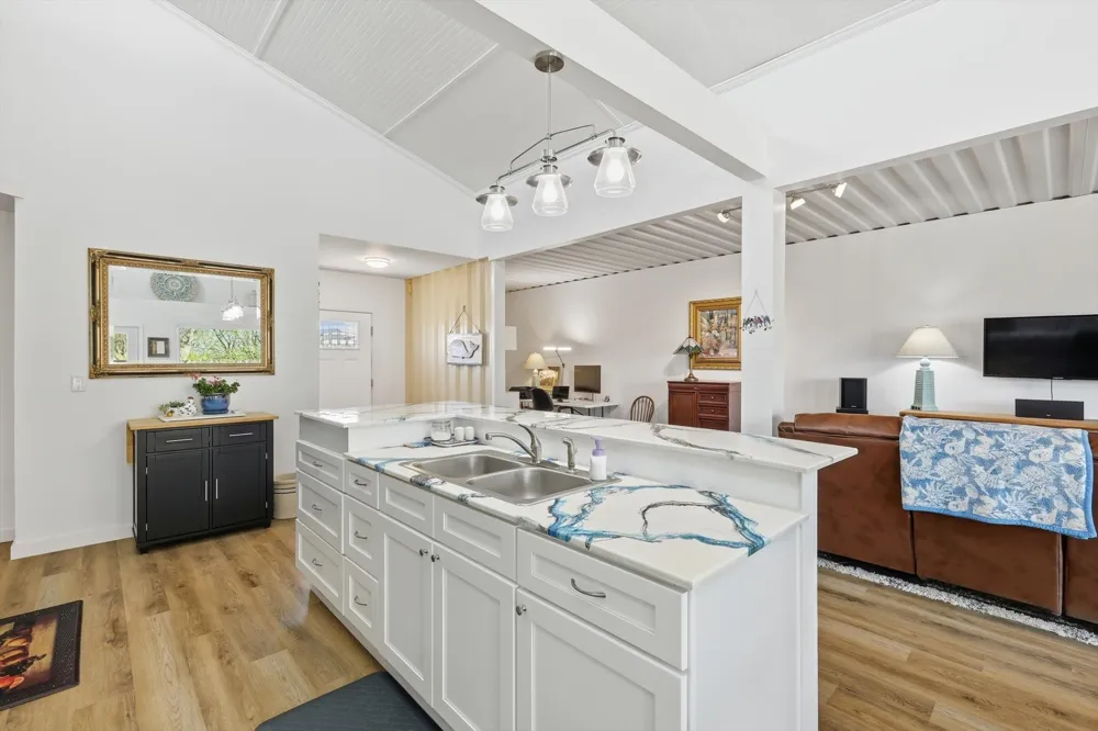 395 Lone Trail Rhome, TX 76078