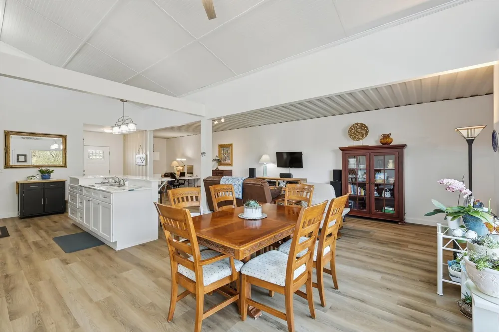 395 Lone Trail Rhome, TX 76078