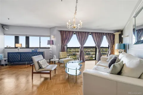100 Park Avenue #2006