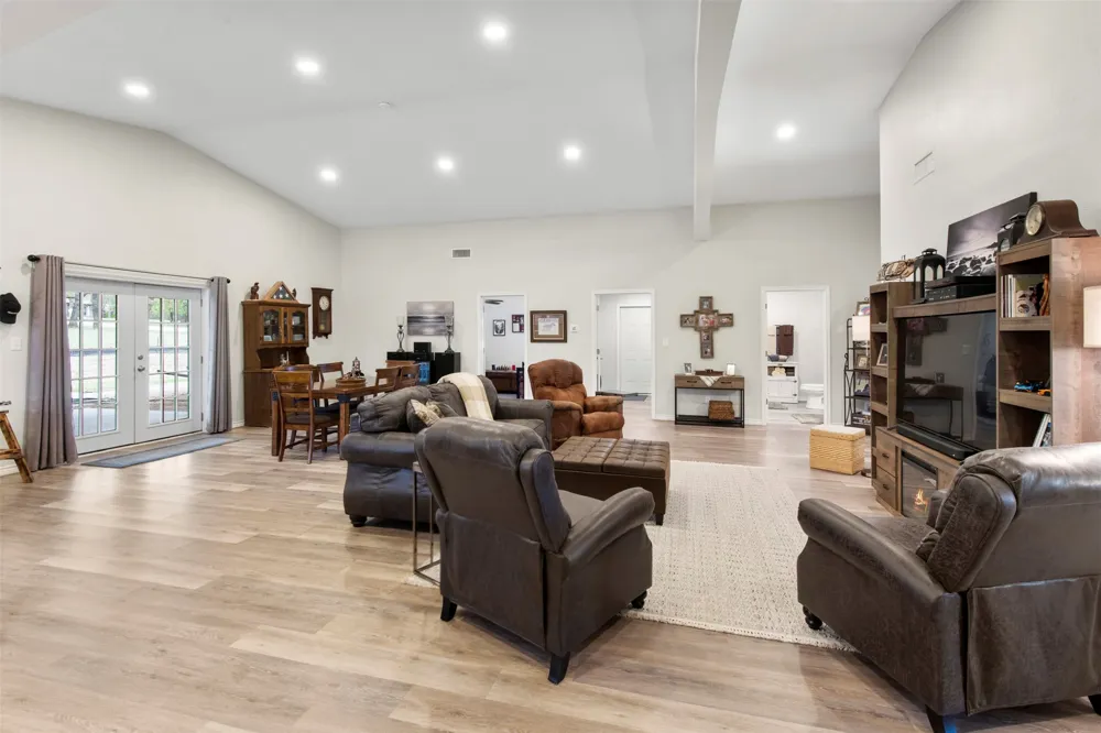 346 Nocona Drive Nocona, TX 76255