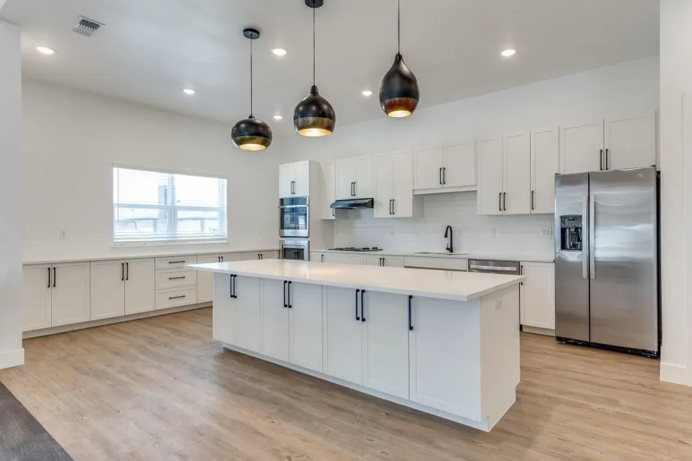 820 W McLeroy Boulevard #2033 Saginaw, TX 76179