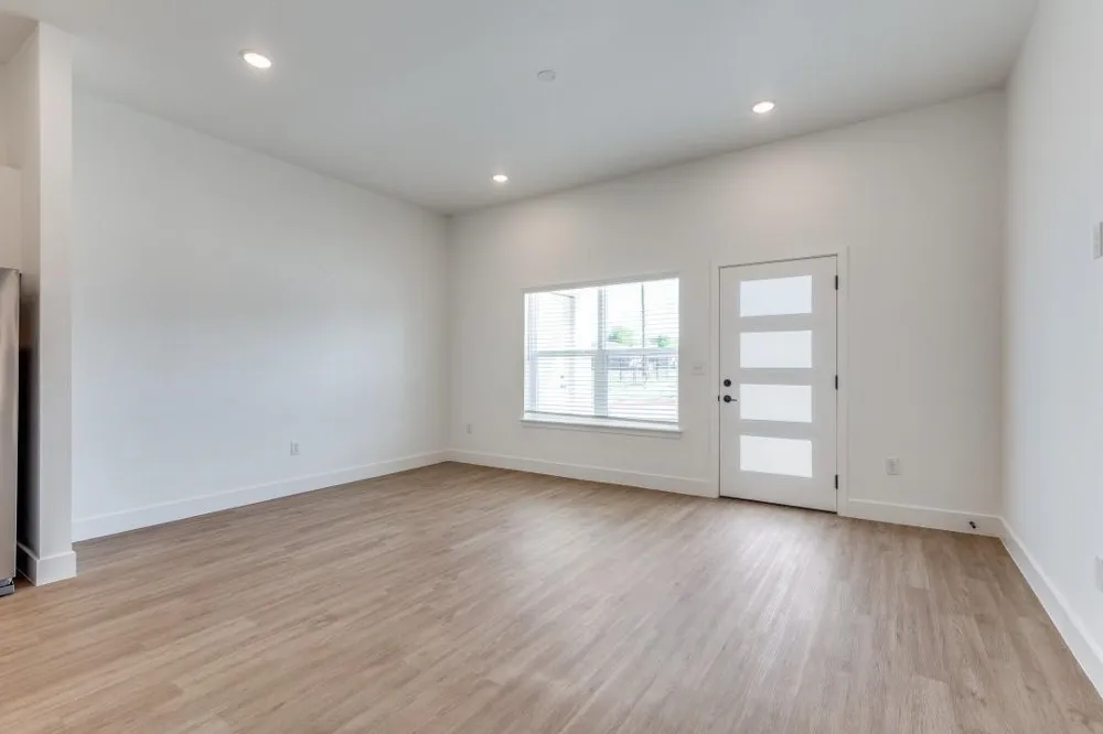 820 W McLeroy Boulevard #2034 Saginaw, TX 76179