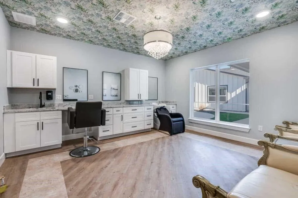 820 W McLeroy Boulevard #2027 Saginaw, TX 76179