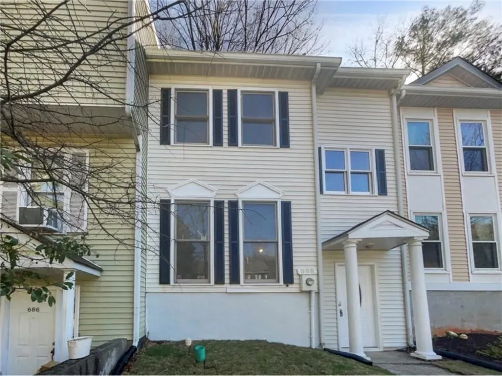 688 Stratford Green Avondale Estates, GA 30002