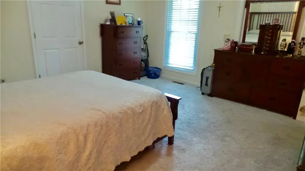 186 Railroad Avenue Lula, GA 30554