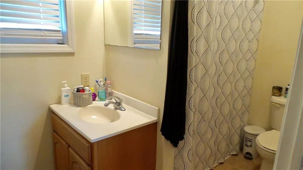 186 Railroad Avenue Lula, GA 30554