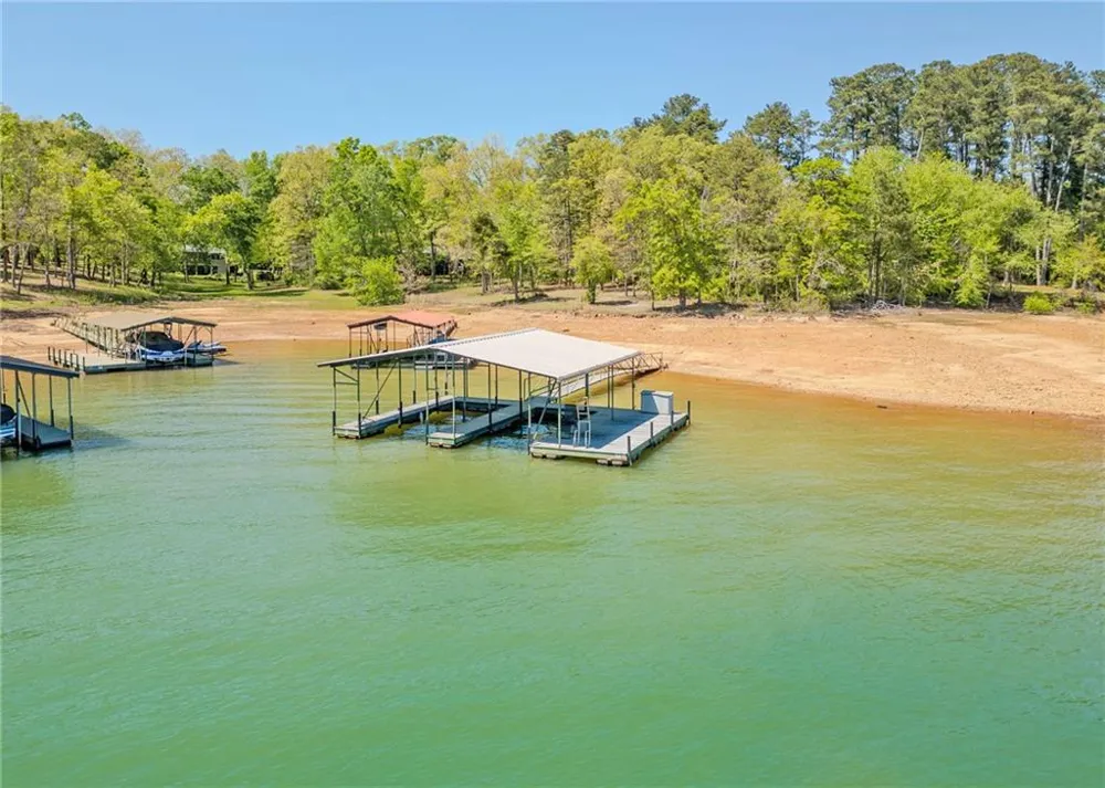 7 Old Oak Trail Hartwell, GA 30643