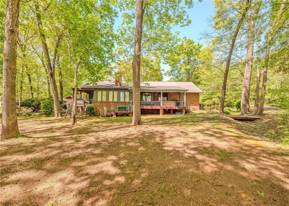 7 Old Oak Trail Hartwell, GA 30643
