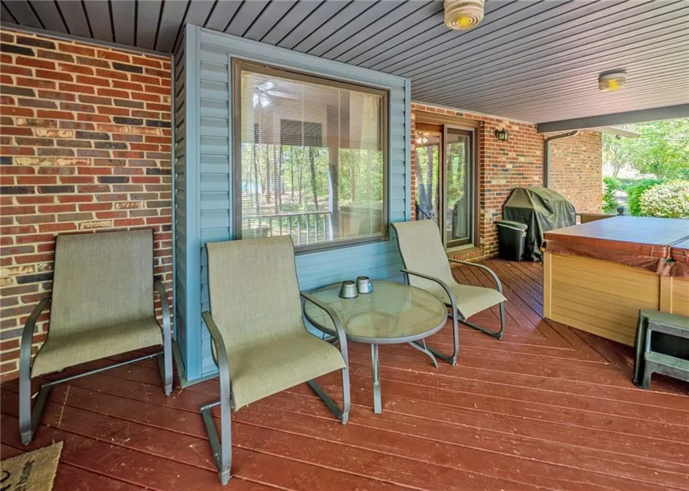 7 Old Oak Trail Hartwell, GA 30643