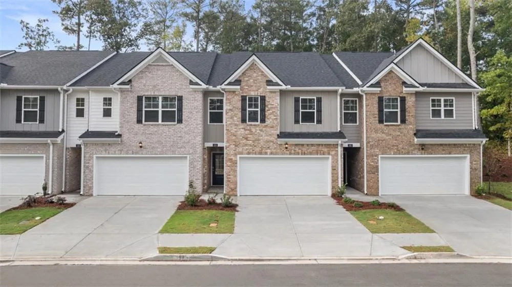 380 Silver Moon Drive Loganville, GA 30052