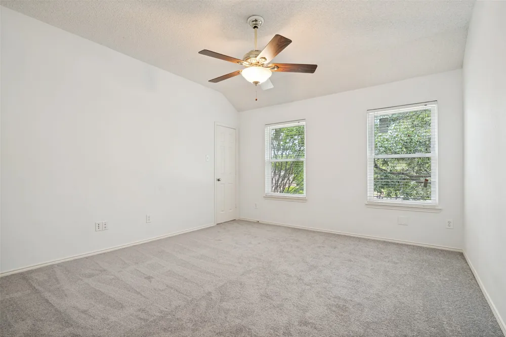 6013 Arden Court Rowlett, TX 75087
