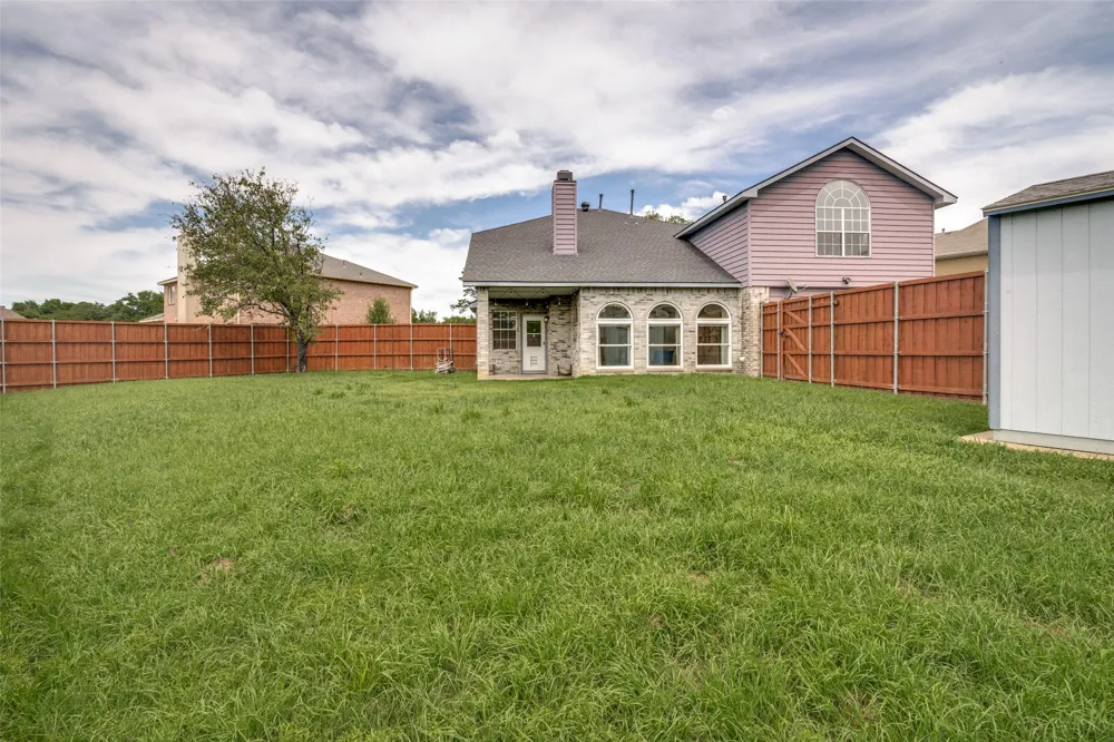 6013 Arden Court Rowlett, TX 75087