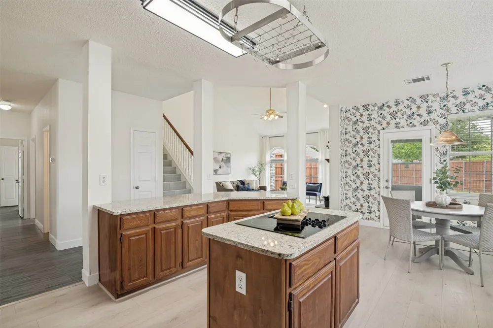 6013 Arden Court Rowlett, TX 75087