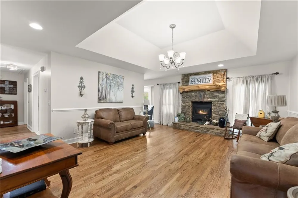 4841 Cobb Griffin Gillsville, GA 30543