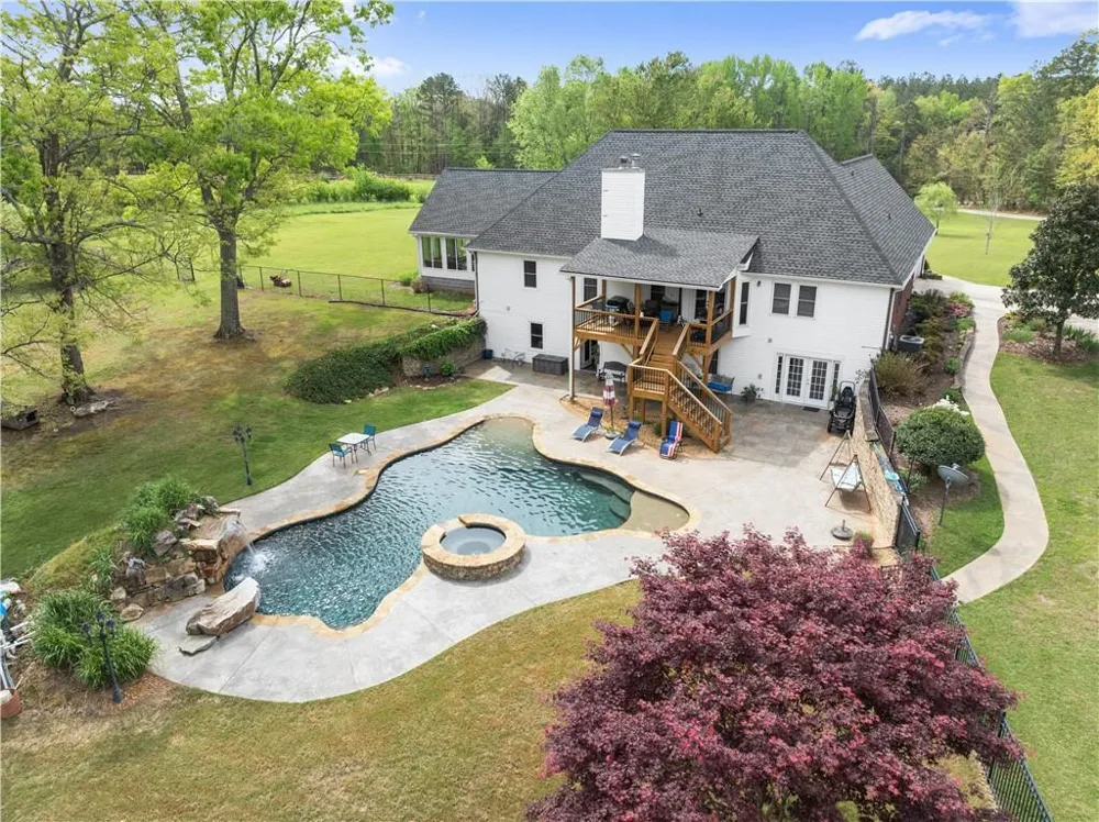 4841 Cobb Griffin Gillsville, GA 30543