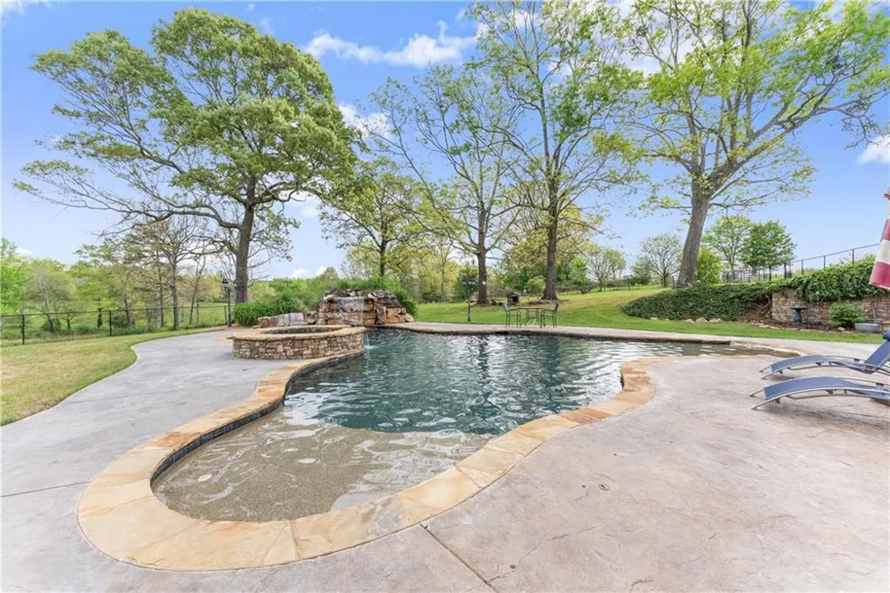 4841 Cobb Griffin Gillsville, GA 30543