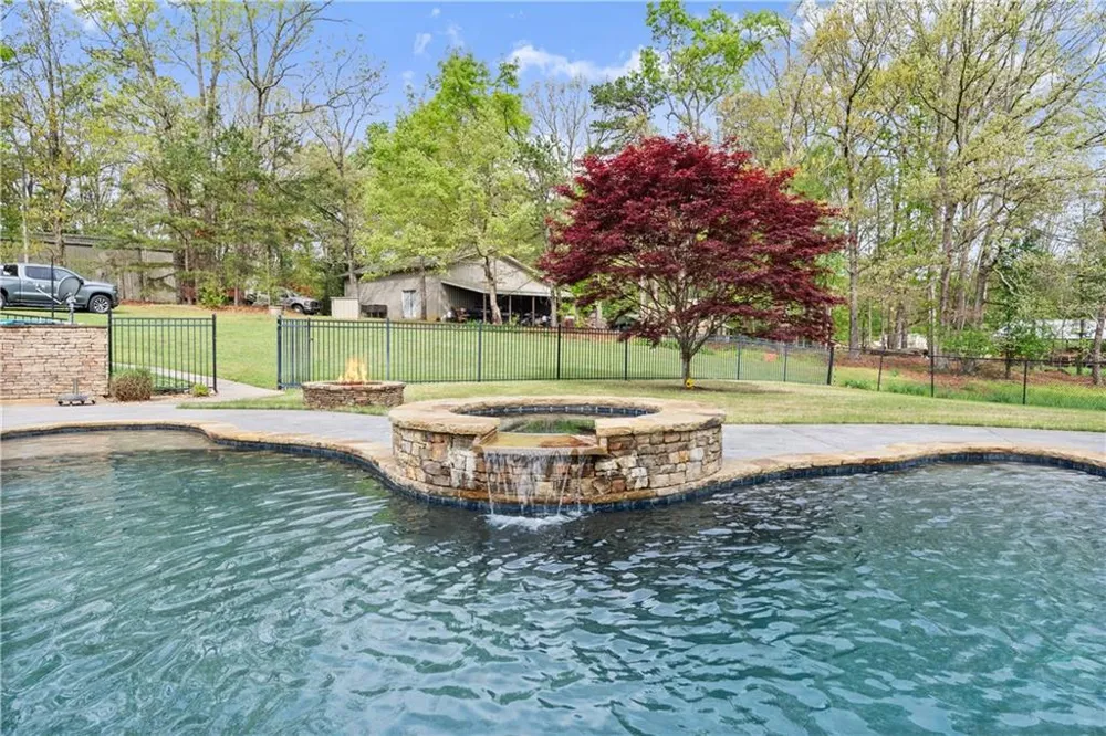 4841 Cobb Griffin Gillsville, GA 30543