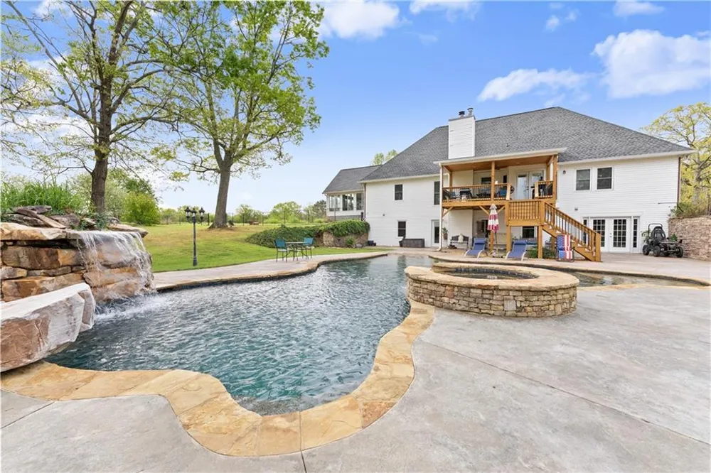 4841 Cobb Griffin Gillsville, GA 30543