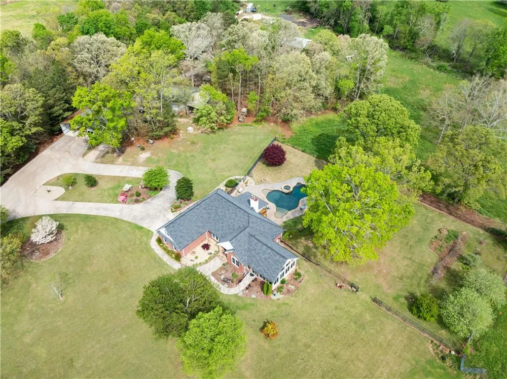 4841 Cobb Griffin Gillsville, GA 30543