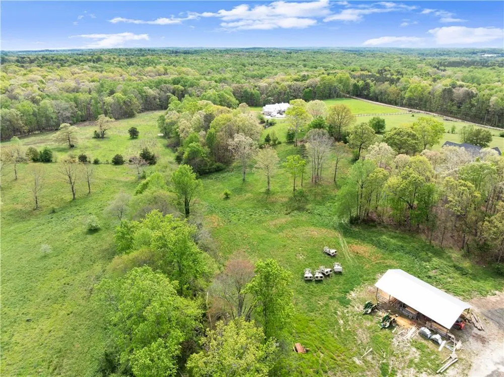4841 Cobb Griffin Gillsville, GA 30543