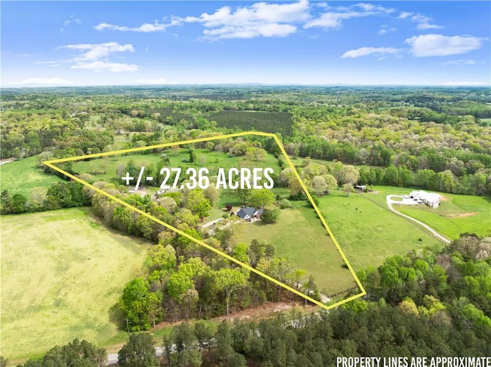 4841 Cobb Griffin Gillsville, GA 30543